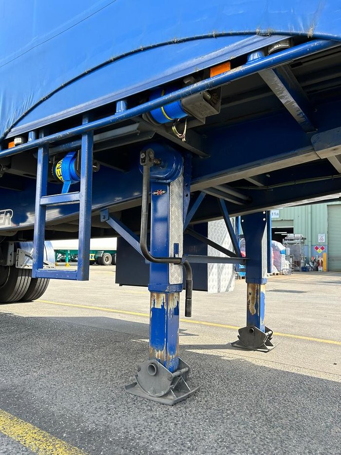 2015 Maxitrans St3 34 Pallet B Sd Ezi-Liner, Bpw