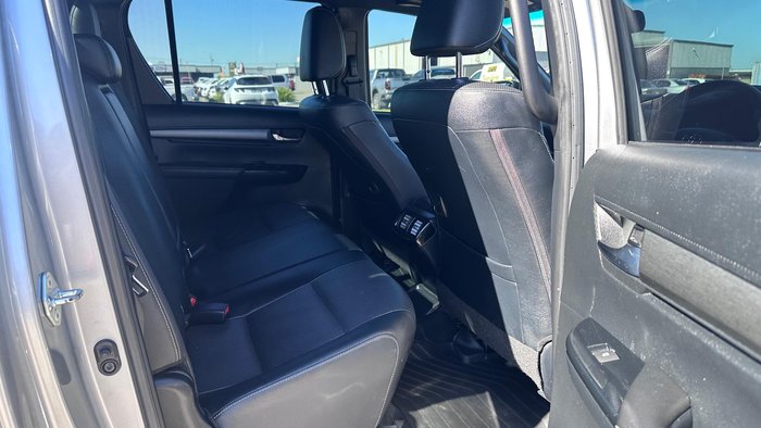 2022 Toyota Hilux Rugged X
