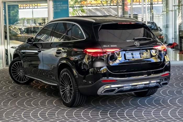 2024 Mercedes-Benz GLC-Class