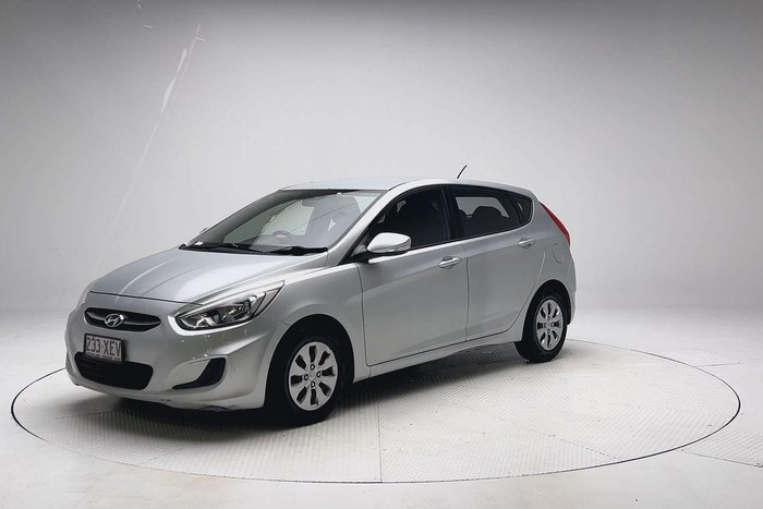 2014 Hyundai Accent Active