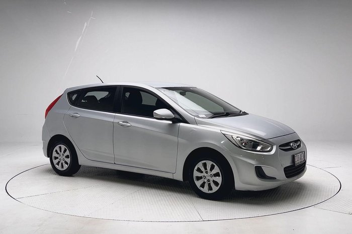 2014 Hyundai Accent Active