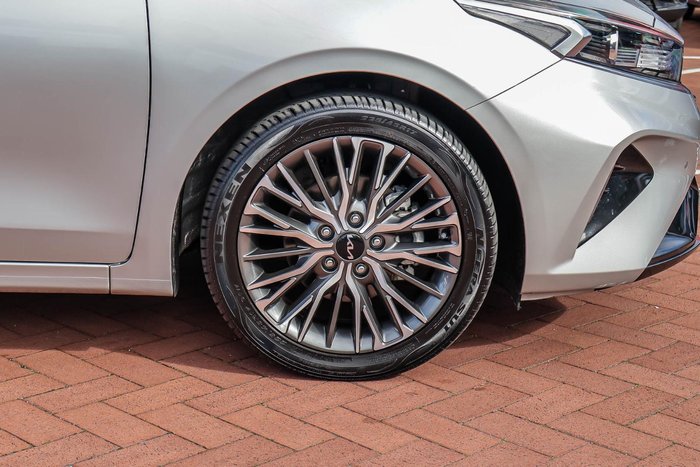 2022 Kia Cerato Sport+