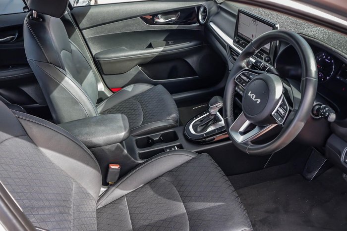 2022 Kia Cerato Sport+