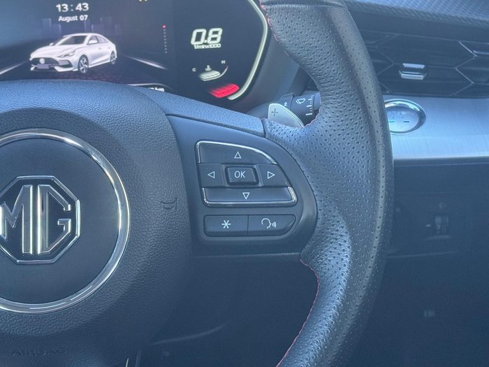 2024 MG MG5 Essence