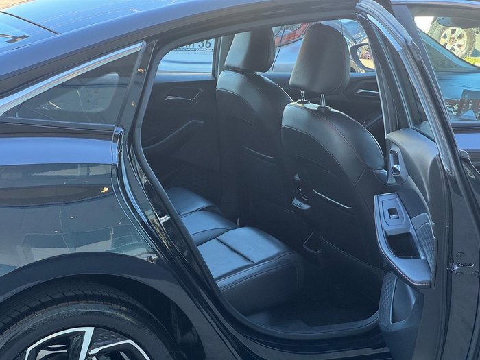 2024 MG MG5 Essence
