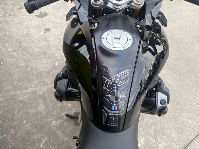 2022 BMW Motorrad R 1250 R TRIPLE BLACK Black