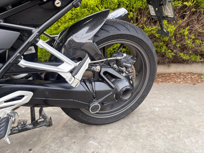 2022 BMW Motorrad R 1250 R TRIPLE BLACK Black