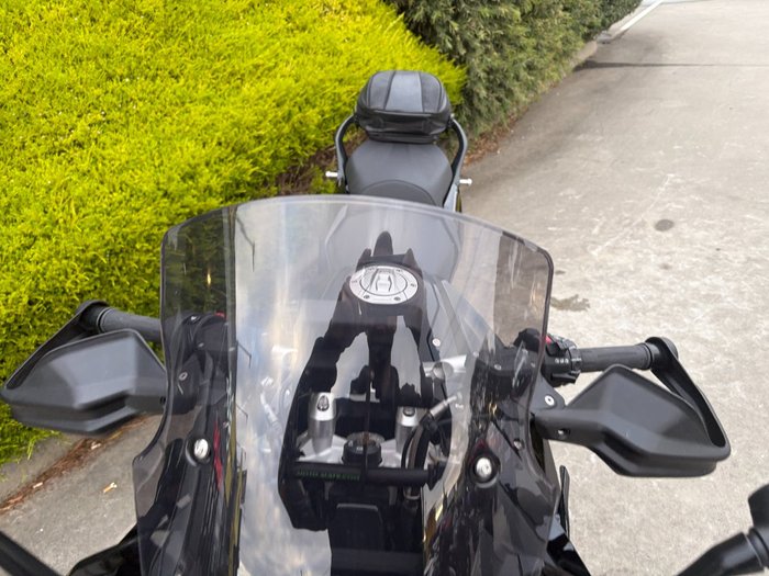 2022 BMW Motorrad R 1250 R TRIPLE BLACK Black