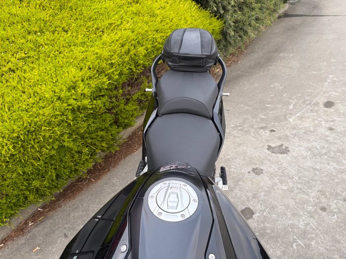 2022 BMW Motorrad R 1250 R TRIPLE BLACK Black