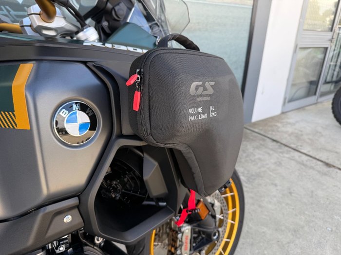 2025 BMW Motorrad R 1300 GS ADVENTURE OPTION 719 Aurelius Green Metallic Matt