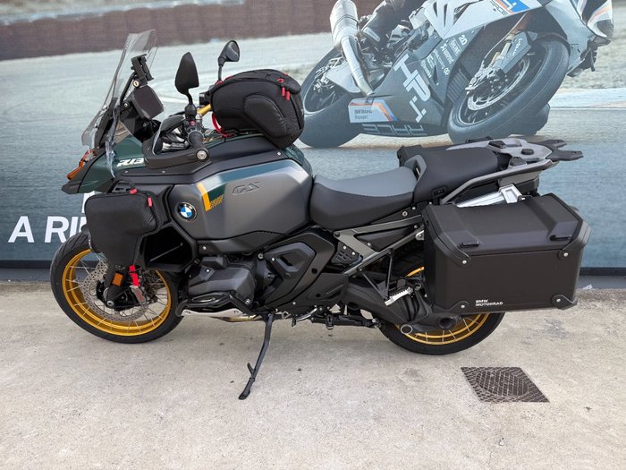 2025 BMW Motorrad R 1300 GS ADVENTURE OPTION 719 Aurelius Green Metallic Matt