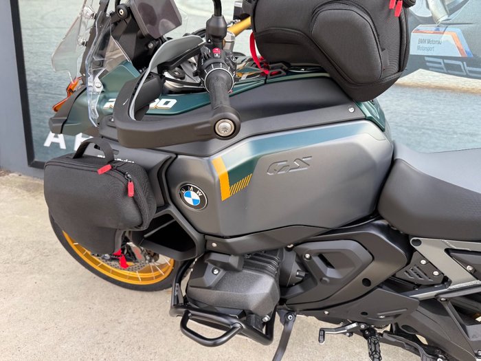 2025 BMW Motorrad R 1300 GS ADVENTURE OPTION 719 Aurelius Green Metallic Matt
