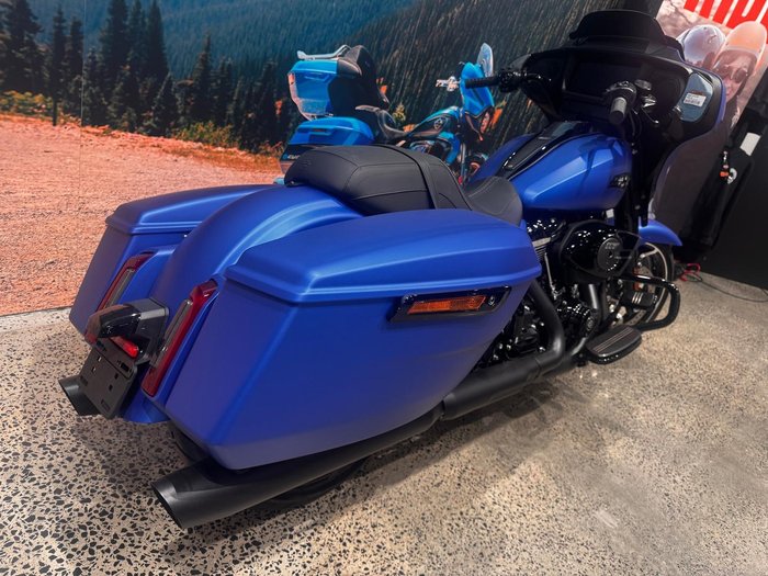 2026 Harley-Davidson Street Glide 117 (FLHX)
