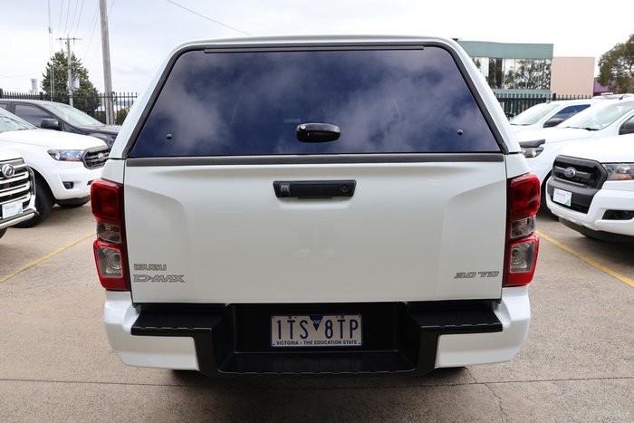 2021 Isuzu D-MAX 5