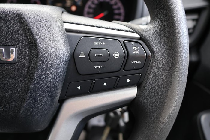 2021 Isuzu D-MAX 21