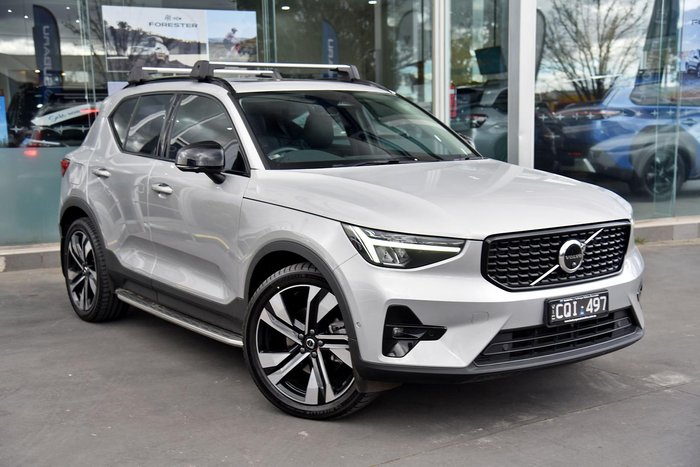 2023 Volvo XC40
