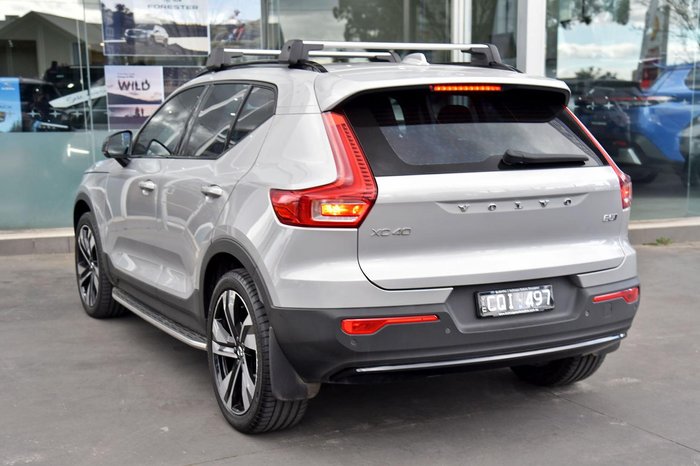 2023 Volvo XC40