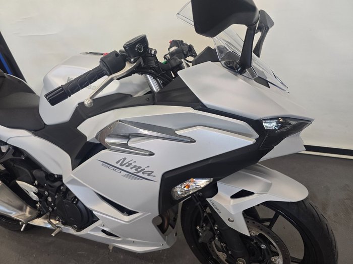 2024 Kawasaki 2024 Kawasaki 500CC Ninja 500 White