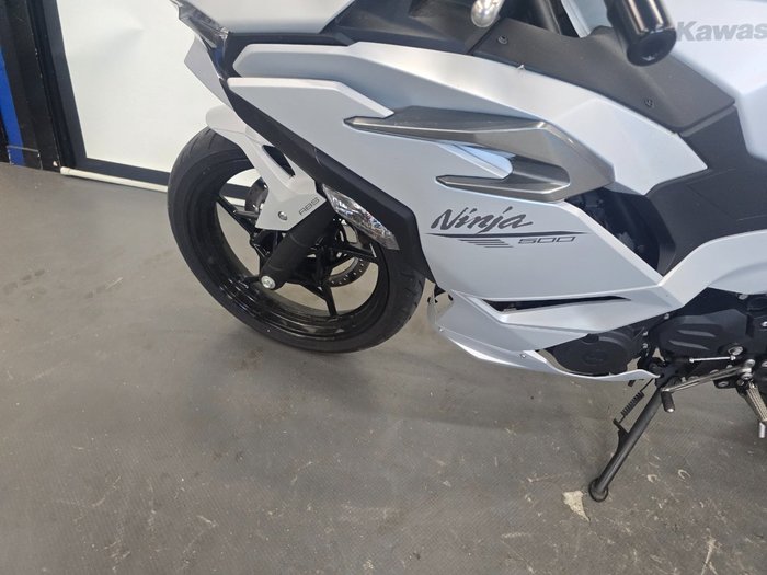 2024 Kawasaki 2024 Kawasaki 500CC Ninja 500 White