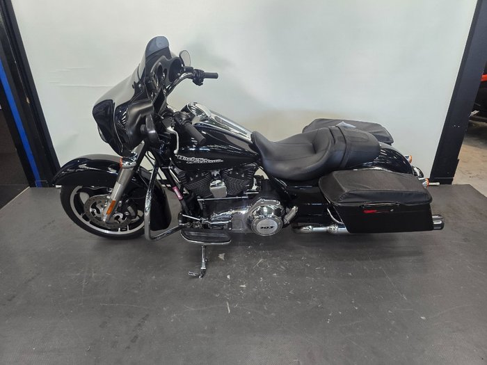 2016 Harley-davidson FLHXS STREET GLIDE SPECIAL Black
