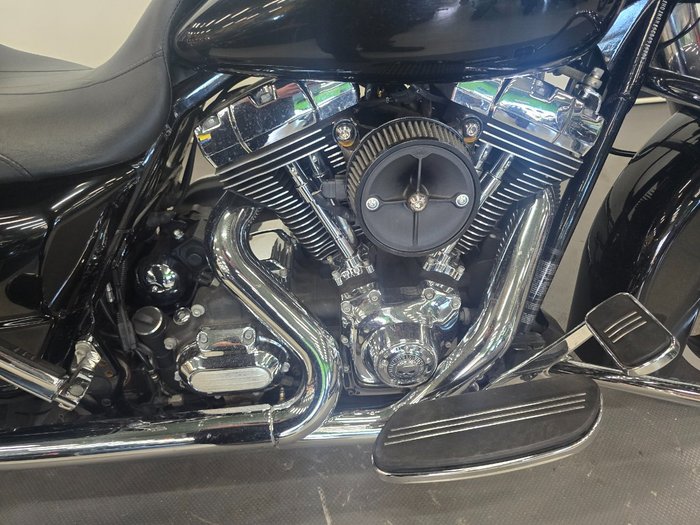 2016 Harley-davidson FLHXS STREET GLIDE SPECIAL Black
