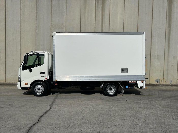 2023 Hino 300 616
