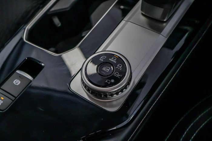 2025 Mitsubishi Outlander LS