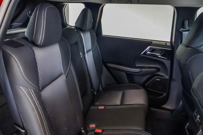 2025 Mitsubishi Outlander LS