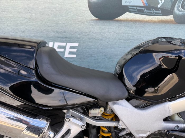 2006 Honda VTR1000F (FIRESTORM) Black