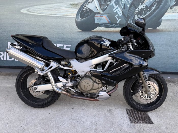 2006 Honda VTR1000F (FIRESTORM) Black