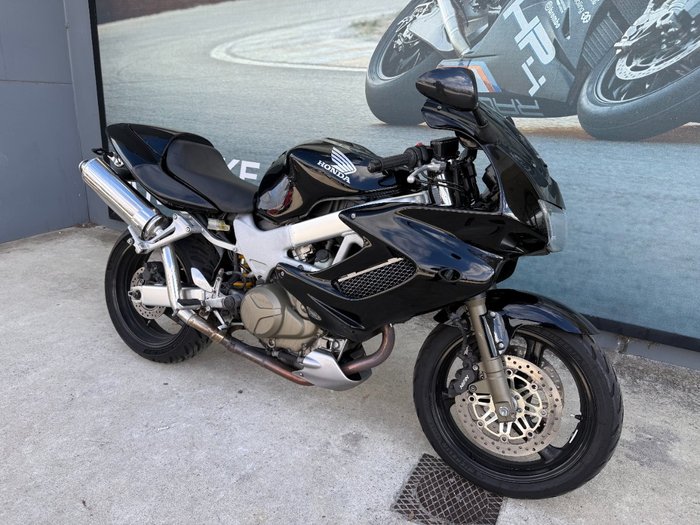 2006 Honda VTR1000F (FIRESTORM) Black