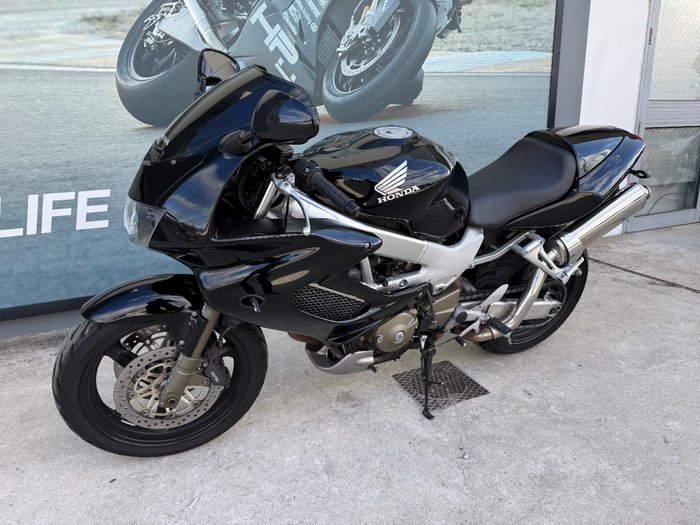 2006 Honda VTR1000F (FIRESTORM) Black