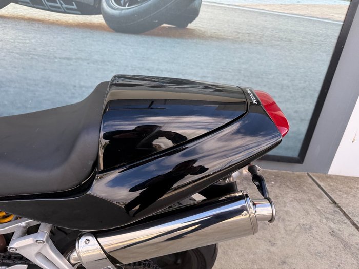 2006 Honda VTR1000F (FIRESTORM) Black
