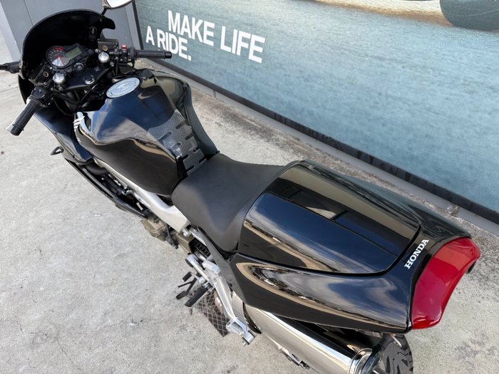 2006 Honda VTR1000F (FIRESTORM) Black