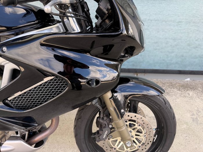 2006 Honda VTR1000F (FIRESTORM) Black
