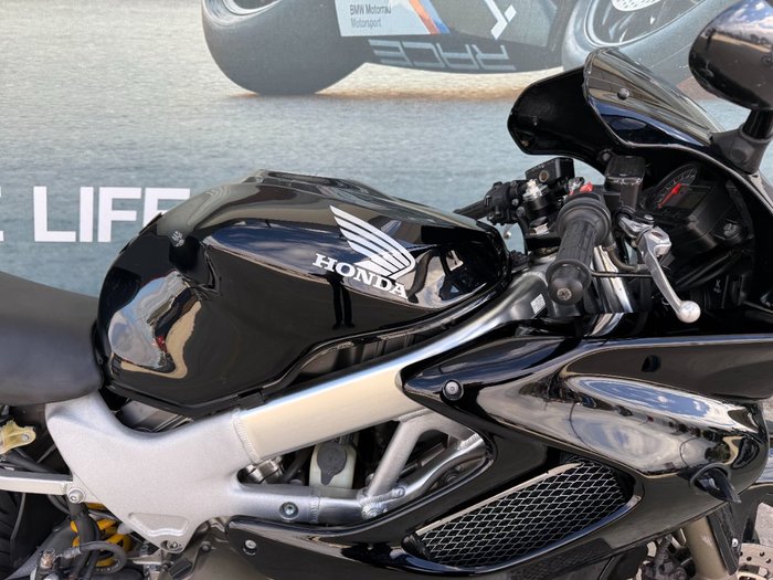 2006 Honda VTR1000F (FIRESTORM) Black