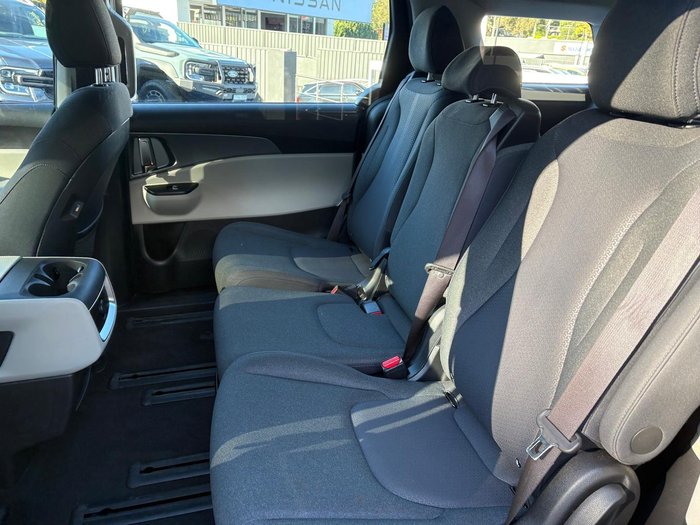 2024 Kia Carnival S