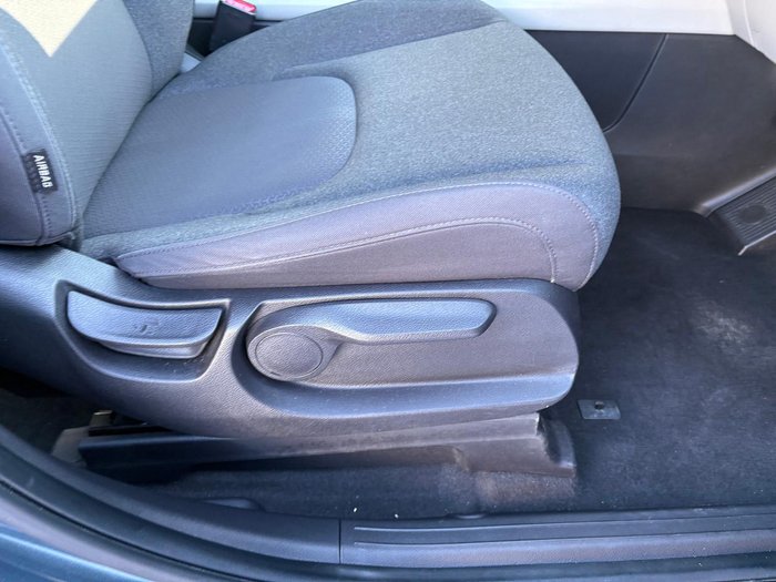 2024 Kia Carnival S