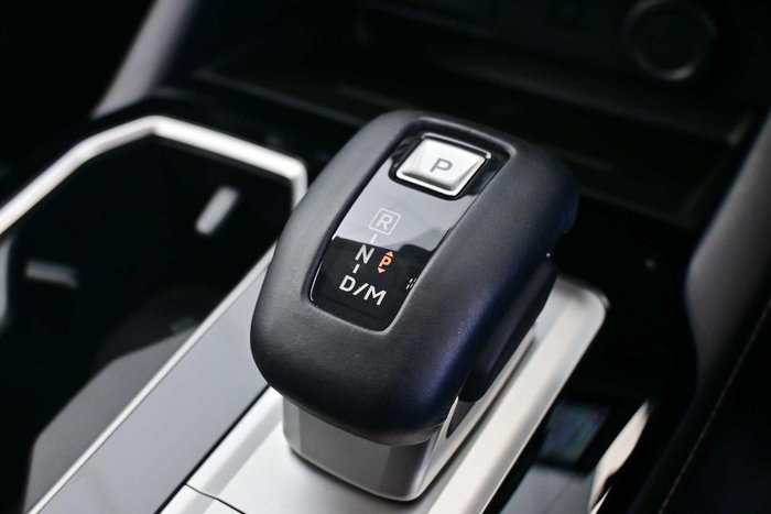 2025 Mitsubishi Outlander LS