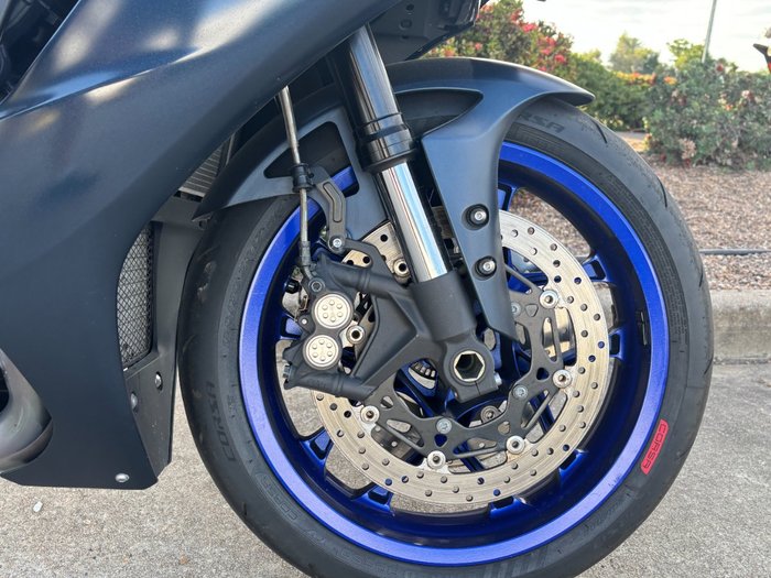 2022 YAMAHA YZF-R1 Blue
