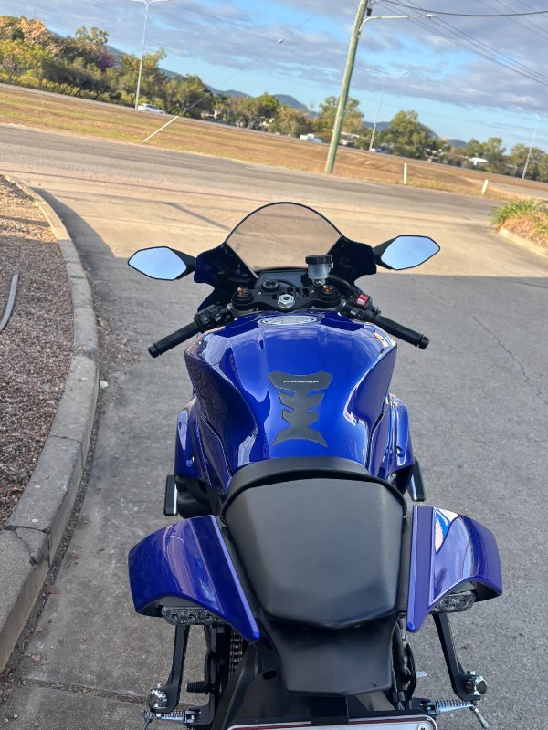 2022 YAMAHA YZF-R1 Blue