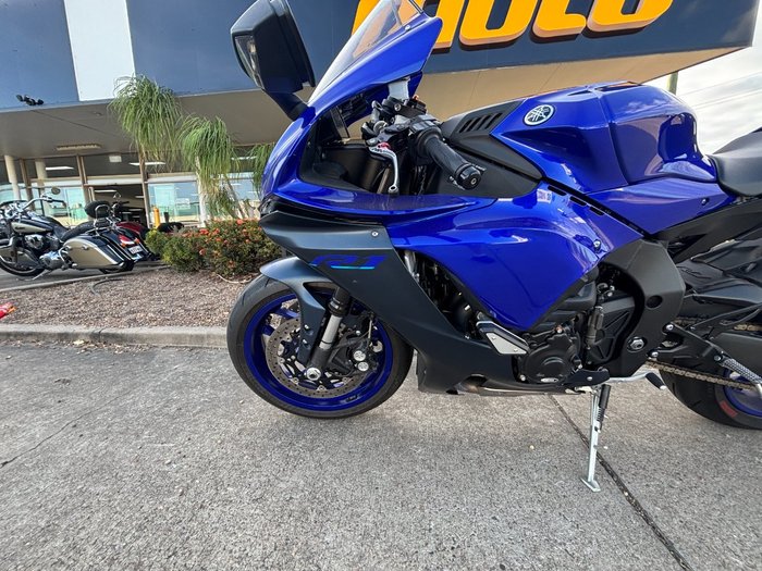 2022 YAMAHA YZF-R1 Blue