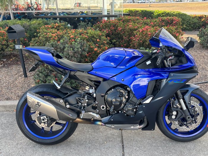 2022 YAMAHA YZF-R1 Blue