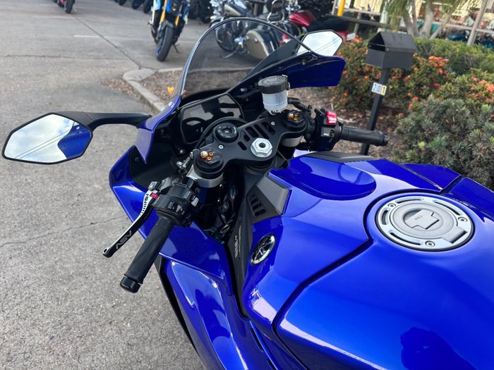 2022 YAMAHA YZF-R1 Blue