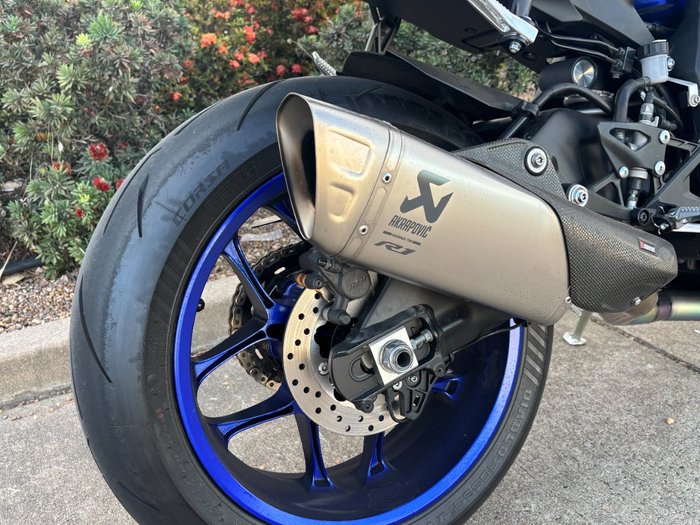 2022 YAMAHA YZF-R1 Blue