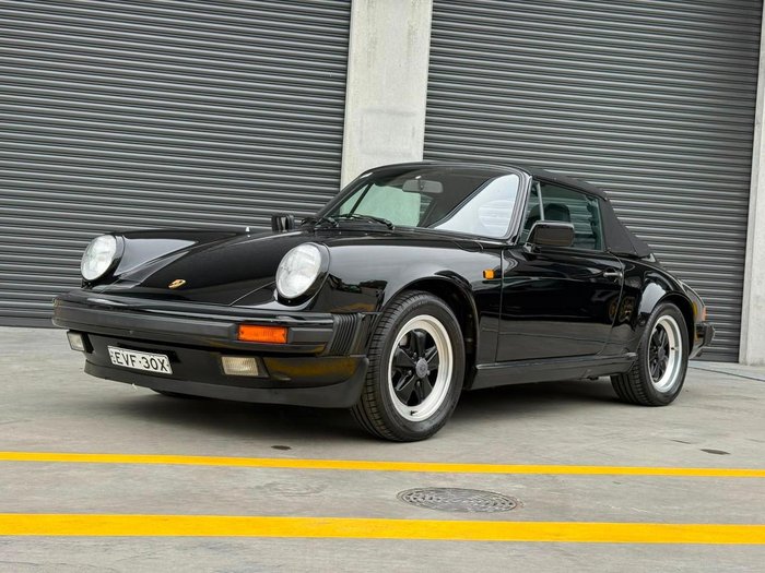 1987 Porsche 911 Carrera Cabriolet