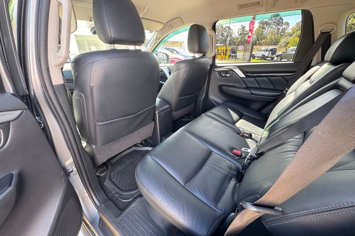 2017 Mitsubishi Pajero Sport GLS