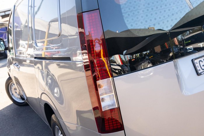 2024 Hyundai STARIA LOAD