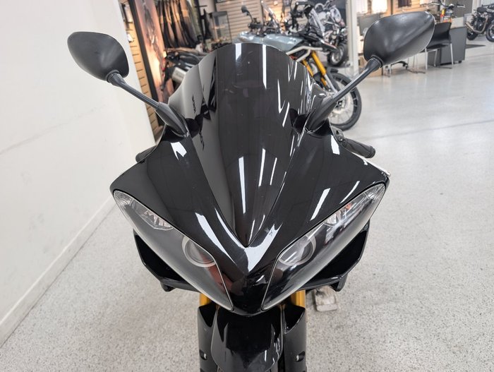 2008 YAMAHA YZF-R1 Black