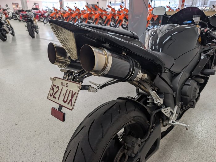 2008 YAMAHA YZF-R1 Black